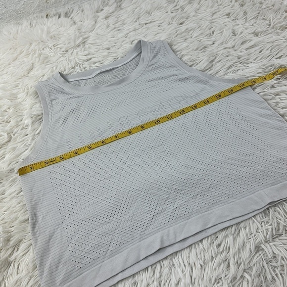 Lululemon Breeze By Muscle Crop Tank *lululemon White / White - Picture 3 of 7